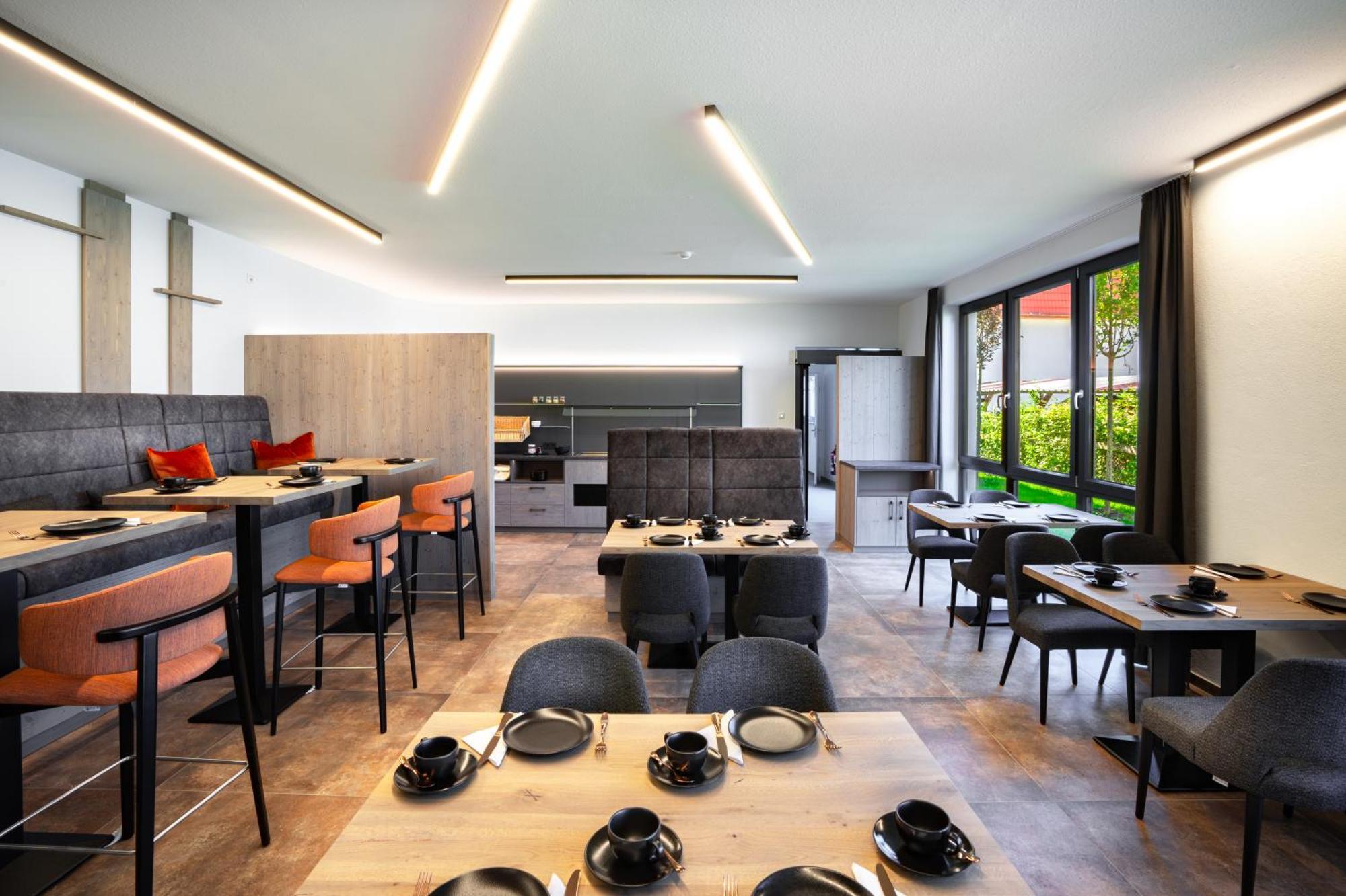 Neuhausen  Landhotel Gruener Wald מראה חיצוני תמונה